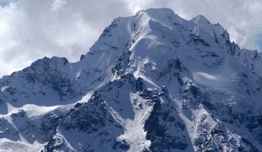 Naya Kanga Peak
